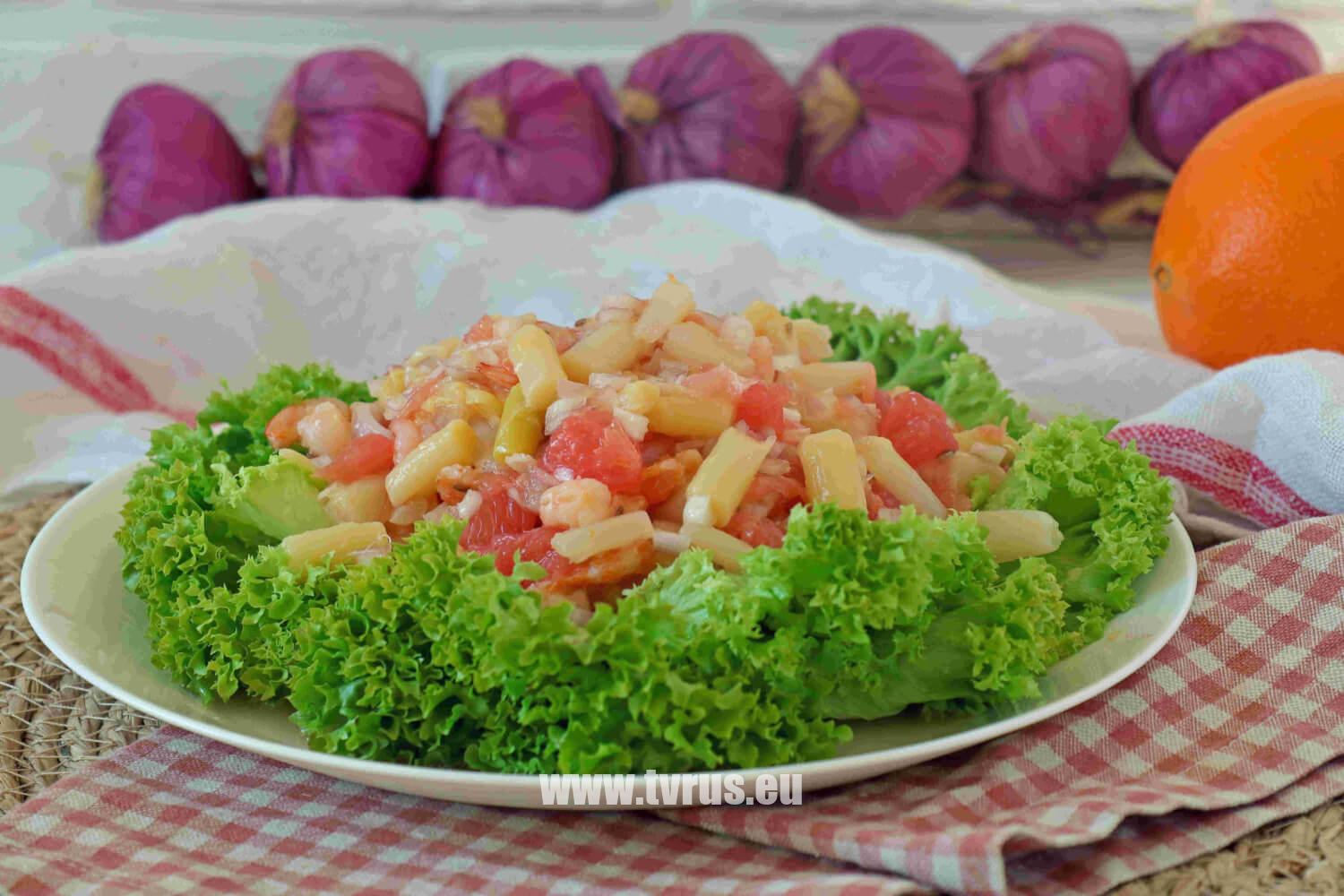 Салат со спаржей и креветками