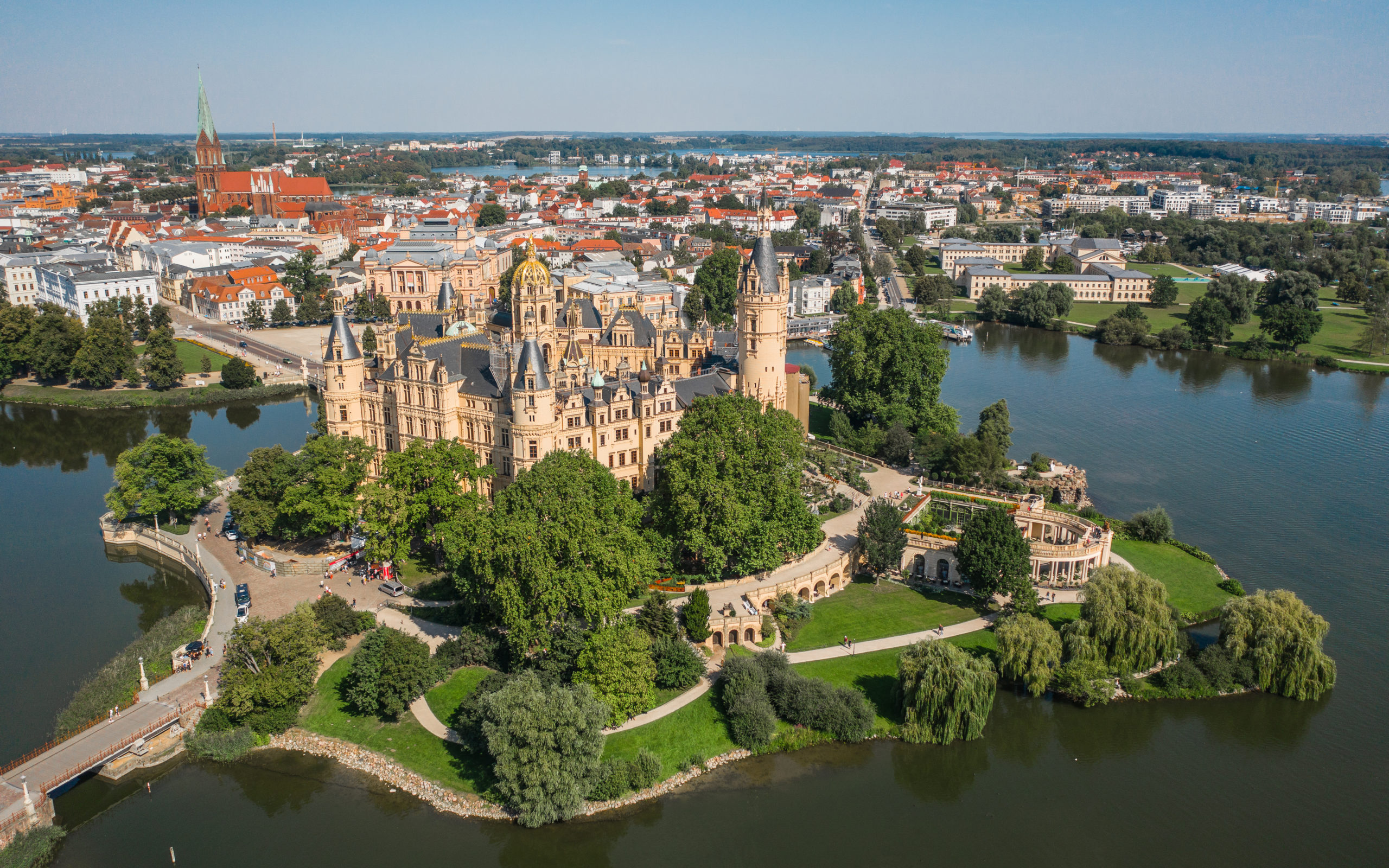 Schwerin-Palace2