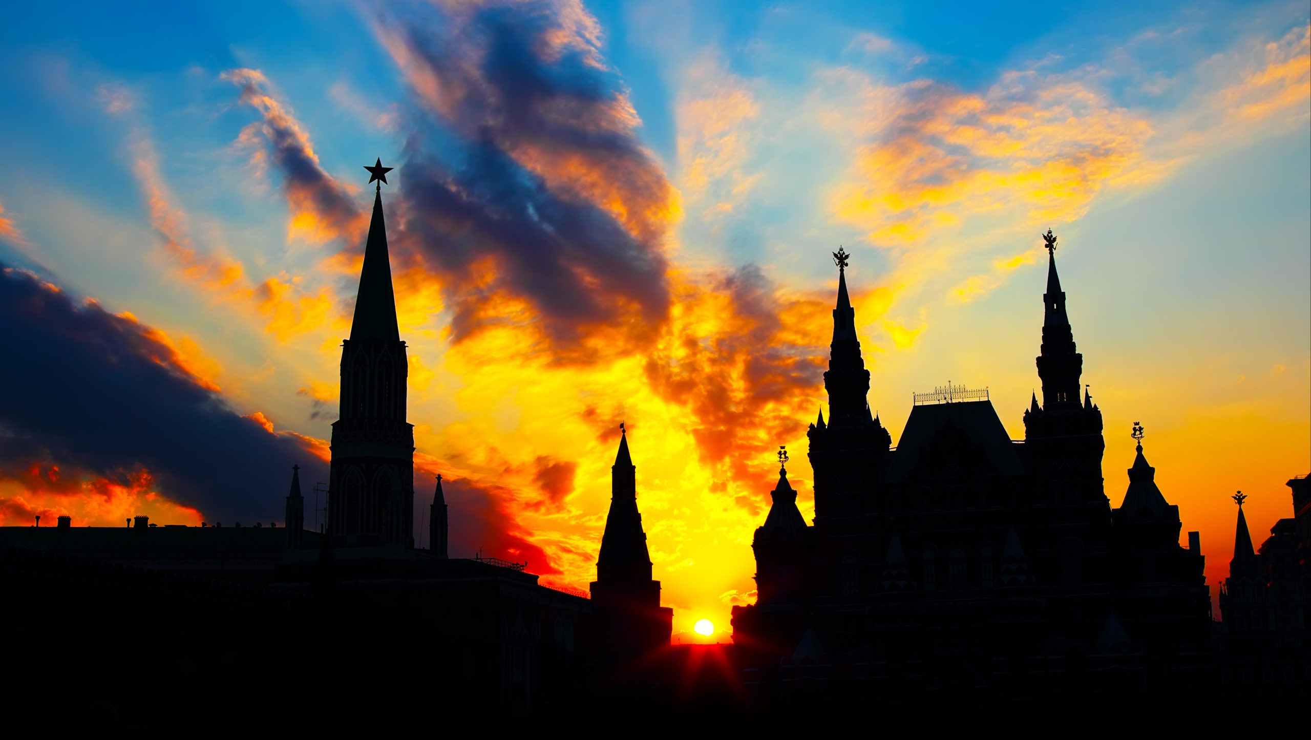 Kremlin-Silhouette